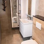 Prima Countryside Near Bled Appartamento *