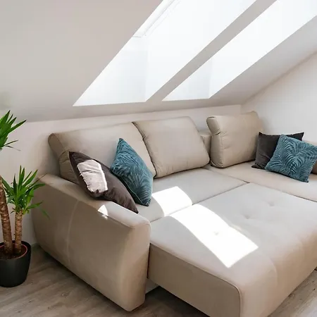 Prima Countryside Apartman Zirovnica