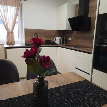 Prima Countryside Apartment