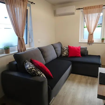 Prima Countryside Apartment
